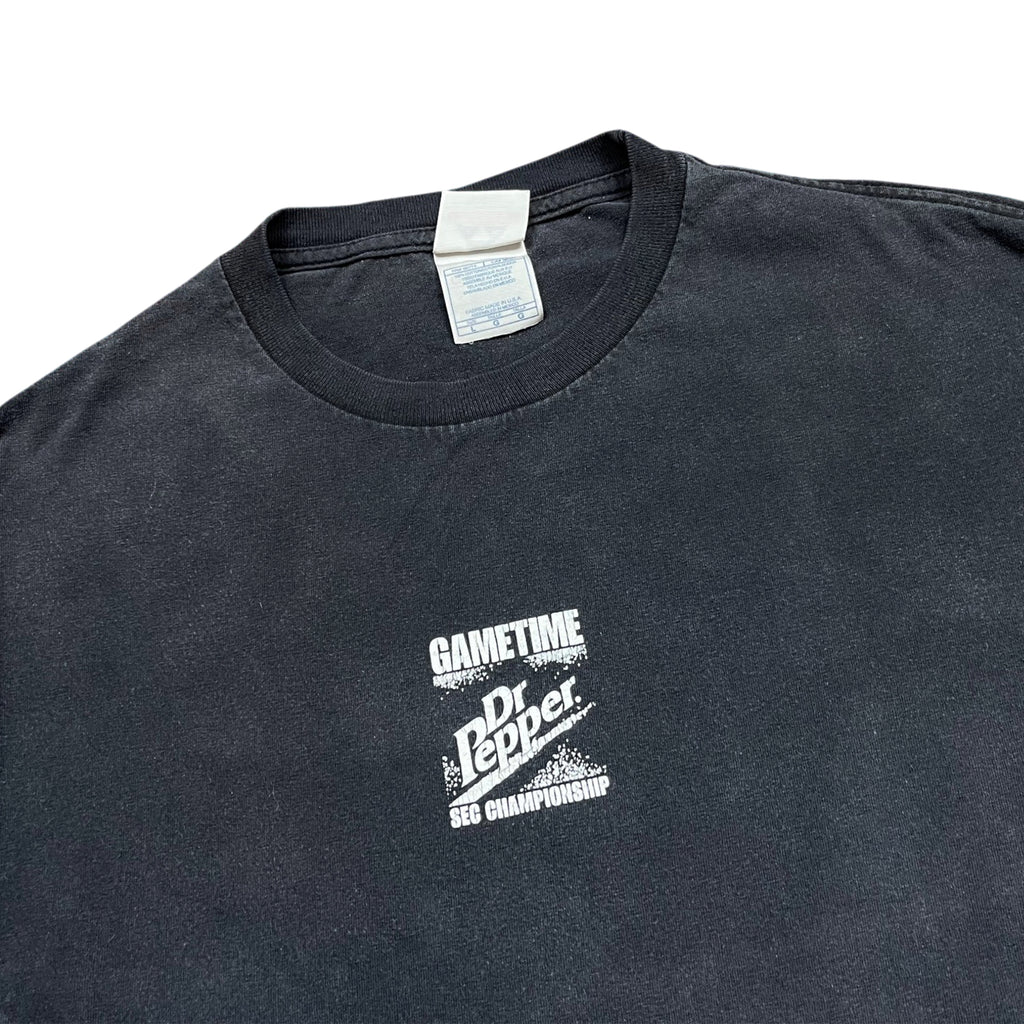 Vintage 90's Dr Pepper SEC Game Time Graphic Faded Long Sleeve Shirt (L)