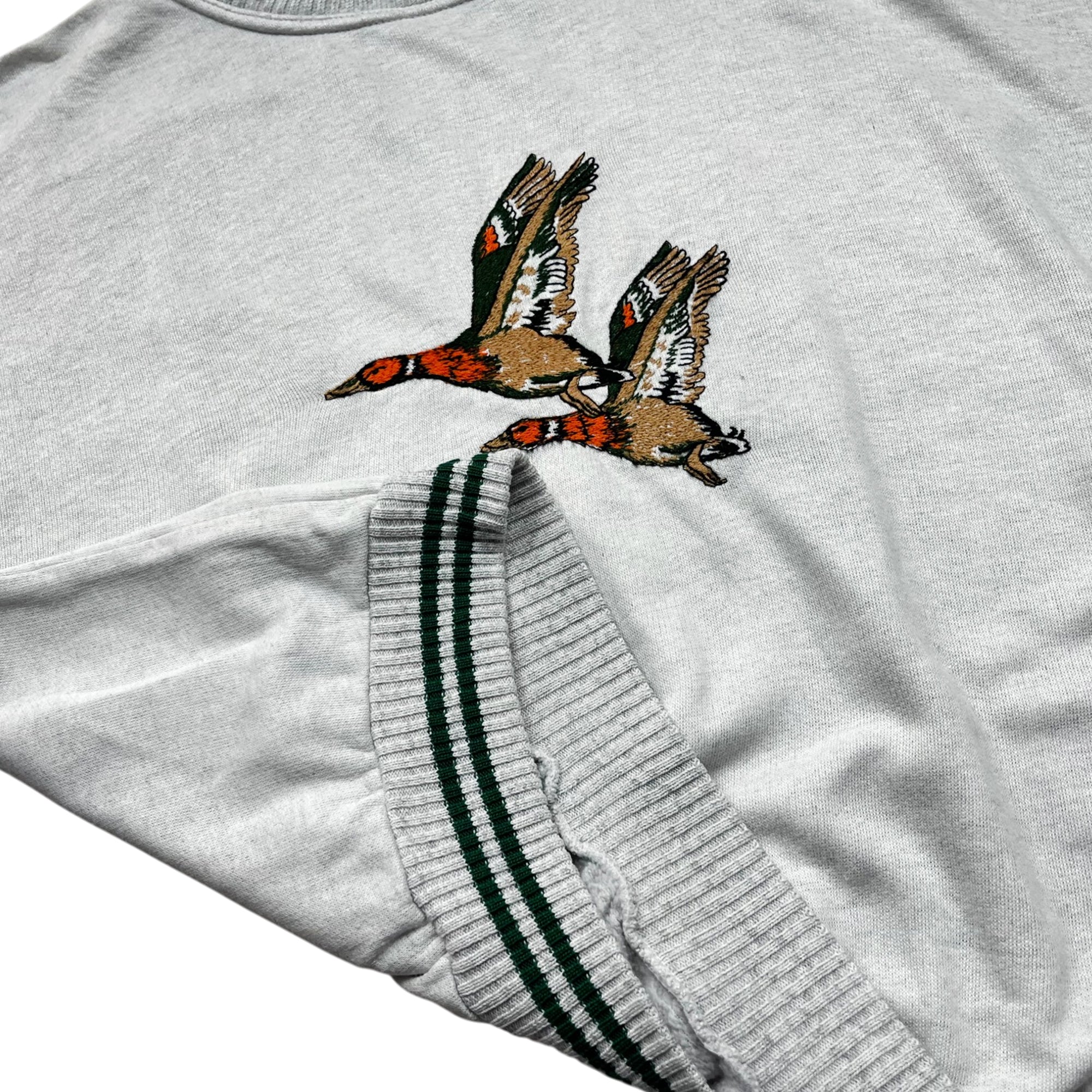 Vintage 80's Women's Boxy Fit Embroidery Sweatshirt (M)