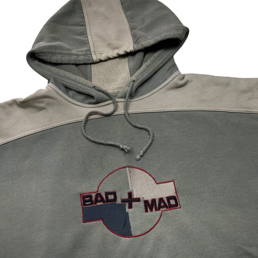 Vintage 90's BAD+MAD Skateboarding Hoodie (M-L)