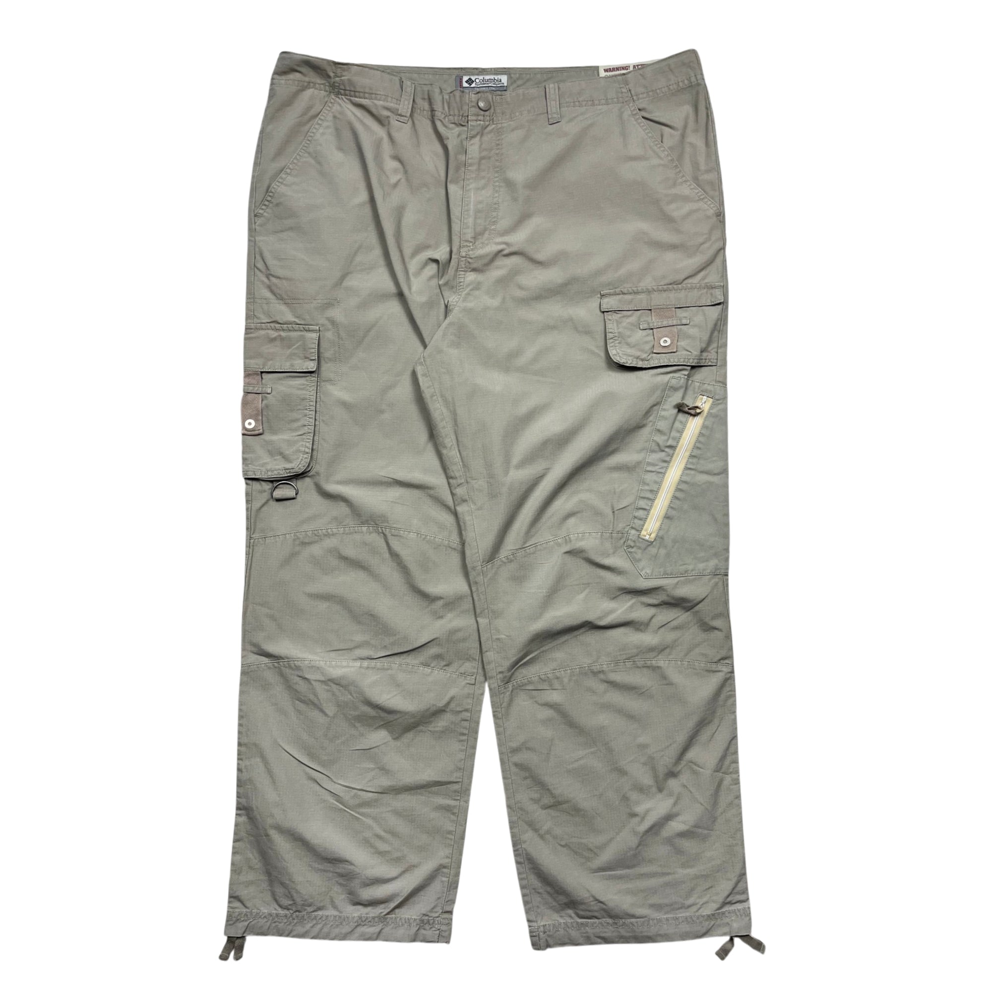 Vintage 90's Columbia Outdoor Baggy Cargo Pants (XL)