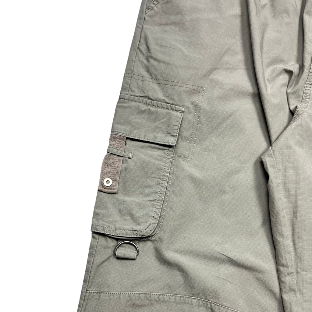 Vintage 90's Columbia Outdoor Baggy Cargo Pants (XL)