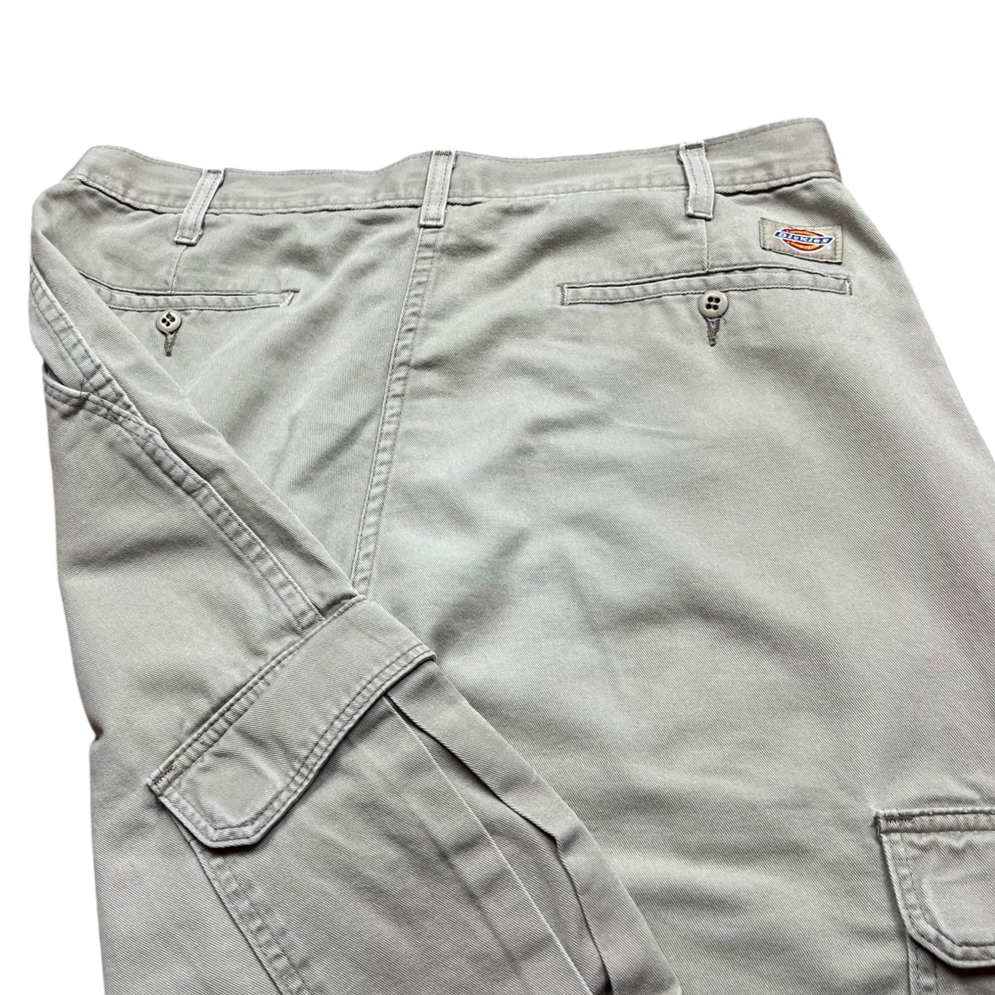 Vintage 80's Dickies Baggy Cargo Short (L)