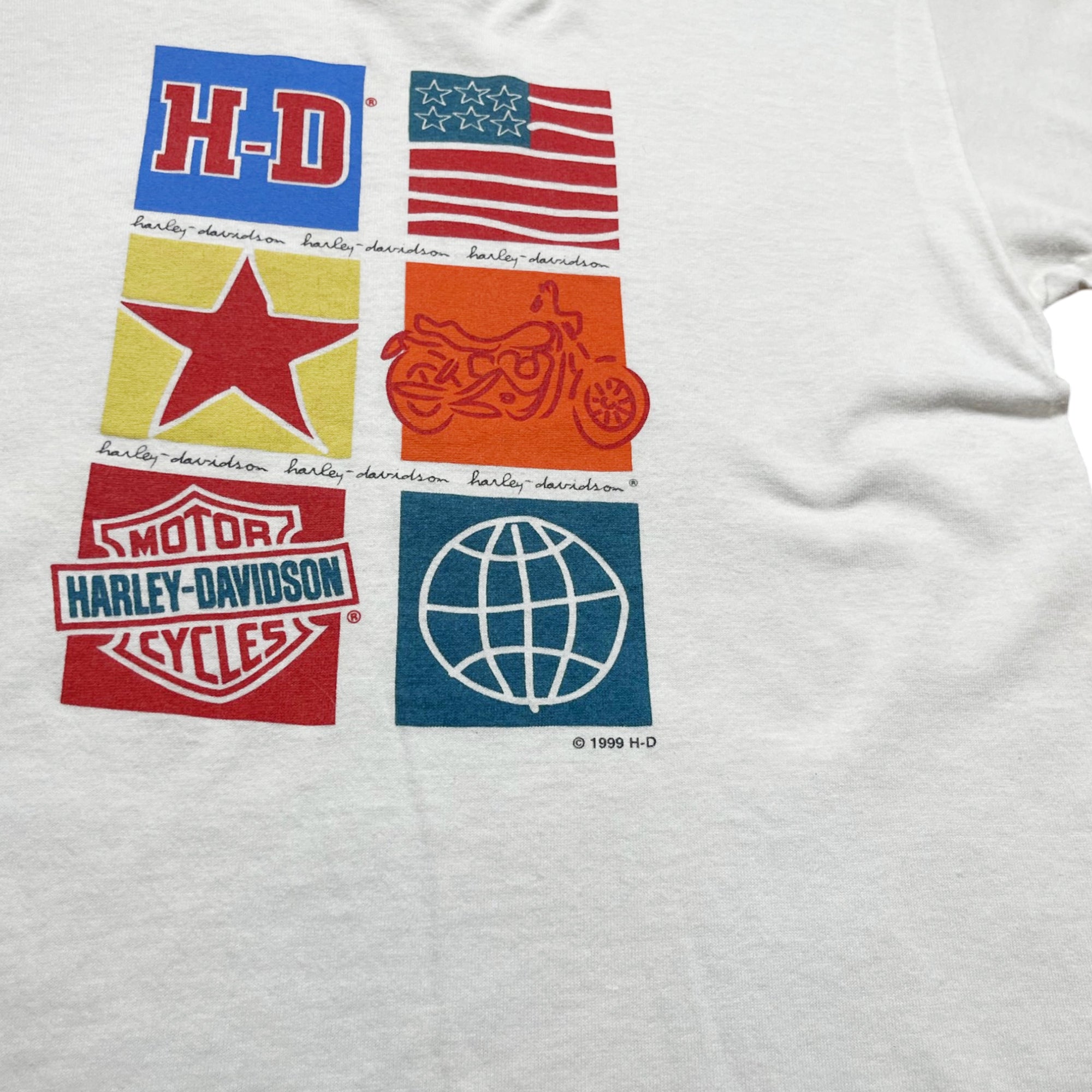 Vintage 1999 Women's Harley Davidson Graphic T-shirt (XS-S)