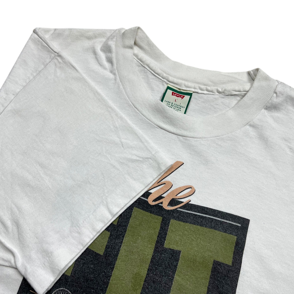 Vintage 90's Levi's Single Stitched Graphic T-shirt (L)