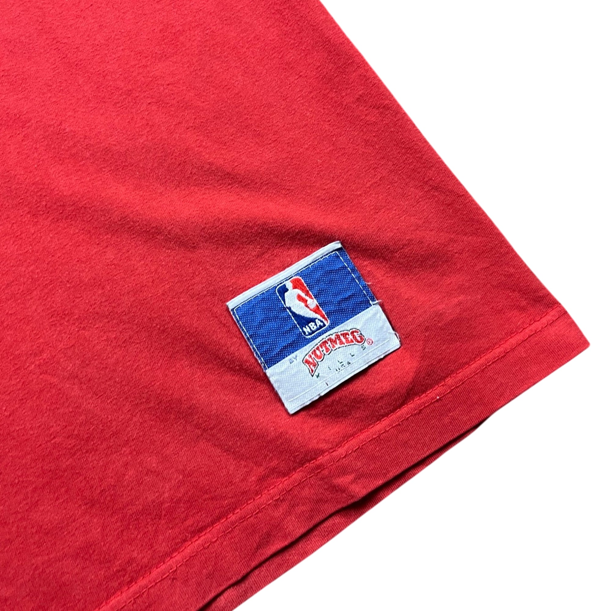 Vintage 90's Chicago Bulls Nutmeg Graphic T-shirt (M)